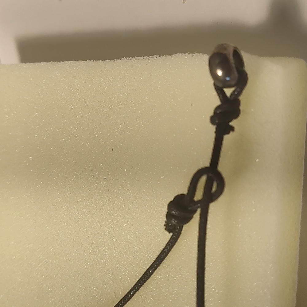 Quartz, black leather necklace, - Picture 4 of 5